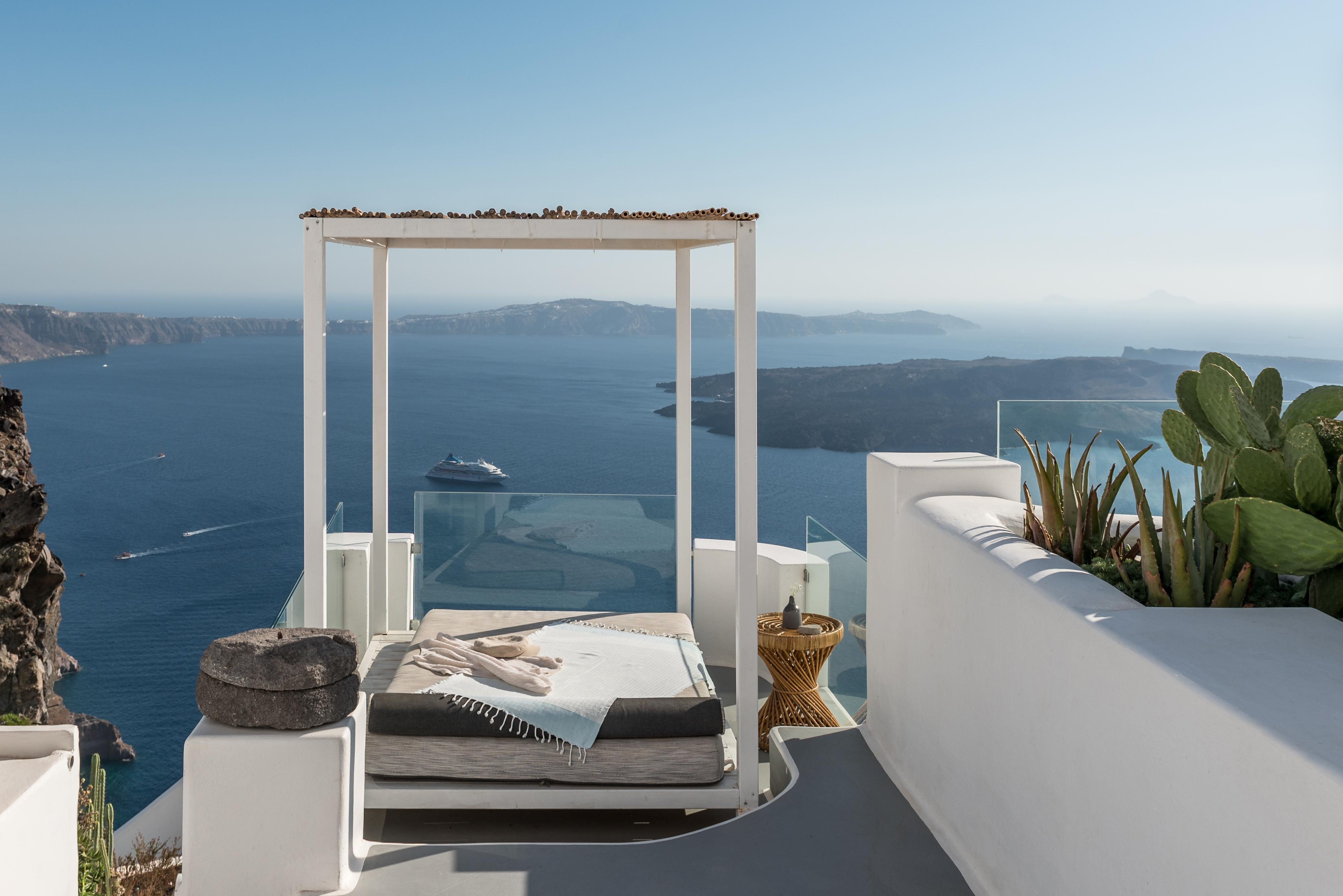 Cocoon 4* Imerovigli (Santorini)