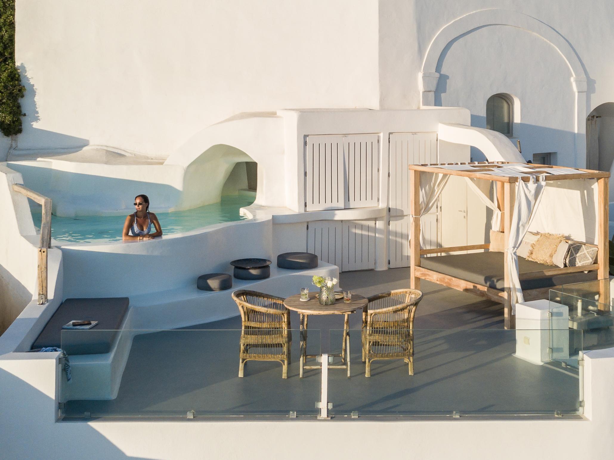 Cocoon 4* Imerovigli (Santorini)