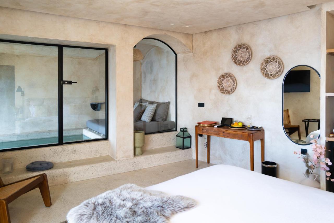 Hotel Cocoon 4*